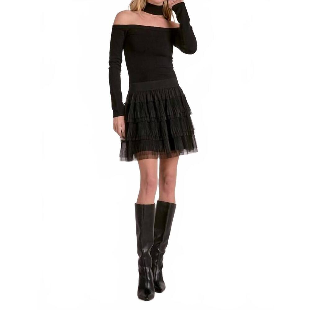 NEW ELAN abundant goodness choker sweater in black